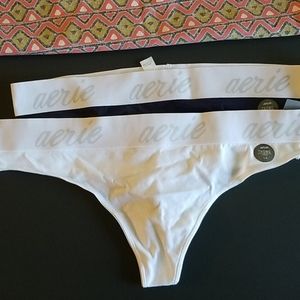 NWT Aerie Thongs